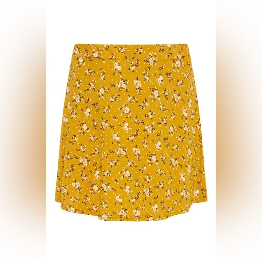 NWT Pretty Little Thing Mustard Ditsy Floral Skater Skirt in US 4 - Picture 2 of 6